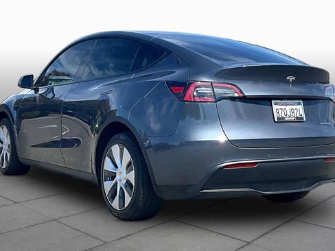 Used 2022 Tesla Model Y Long Range AWD/4WD image 11