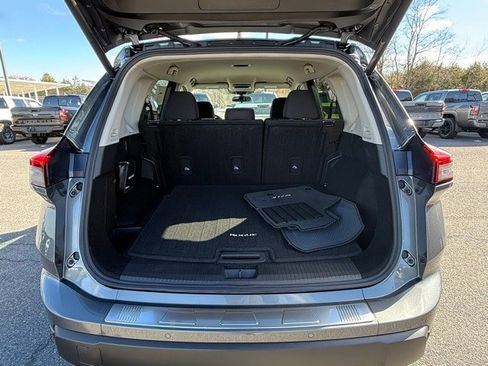 New 2026 Nissan Rogue SV image 16