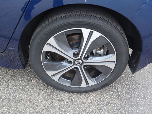 Used 2020 Nissan Leaf SL Plus image 9