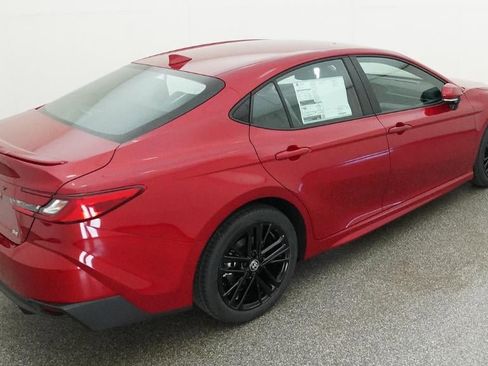 New 2026 Toyota Camry SE FWD image 9