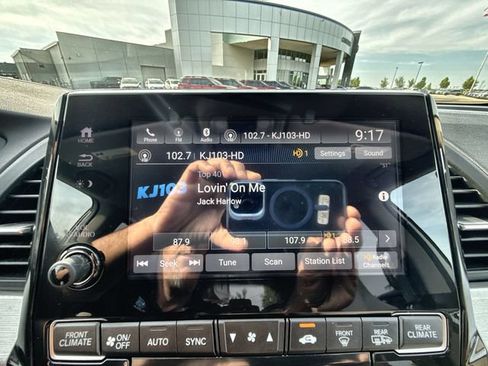 Used 2020 Honda Odyssey EX image 16