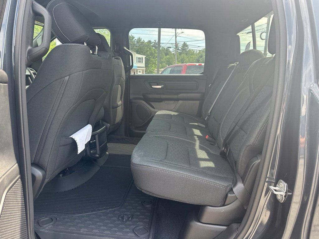New 2026 RAM 1500 Warlock AWD/4WD image 28