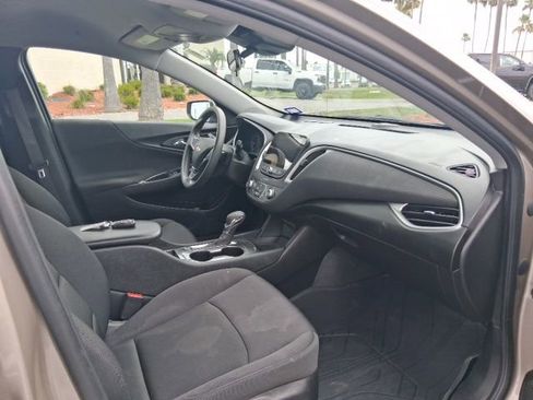 Used 2025 Chevrolet Malibu LS w/ LPO, Floor Liner Package FWD image 11