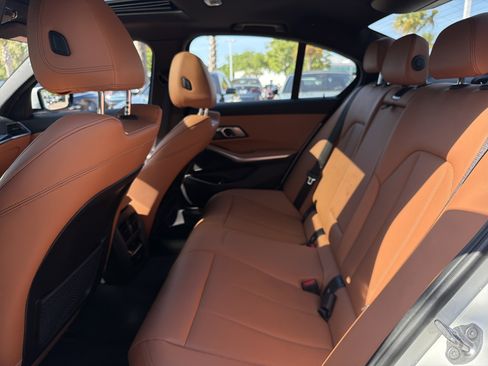 Certified 2023 BMW 330i xDrive Sedan w/ Premium Package AWD/4WD image 31