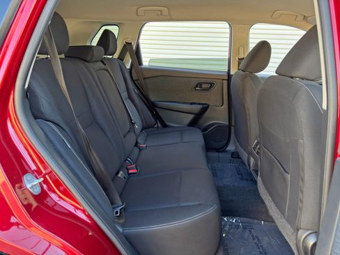 Used 2023 Nissan Rogue S FWD image 32