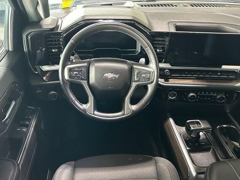 Used 2023 Chevrolet Silverado 1500 RST w/ Rally Edition RWD image 9
