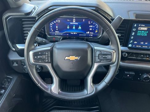 Used 2025 Chevrolet Silverado 1500 LT image 22