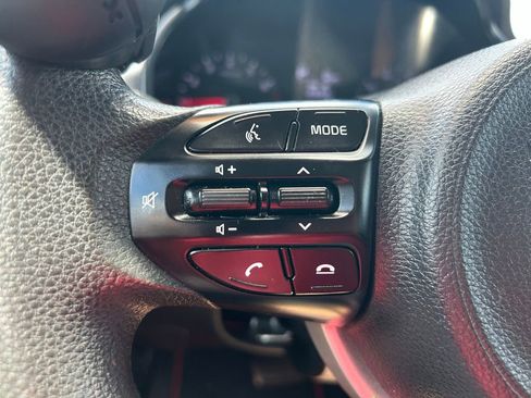 Used 2021 Kia Rio LX FWD image 19