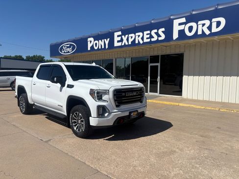 Used 2021 GMC Sierra 1500 AT4 w/ AT4 Premium Package AWD/4WD image 1