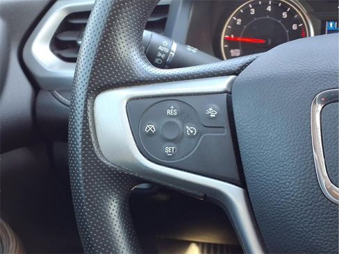 Used 2023 GMC Acadia SLE w/ Driver Convenience Package image 14