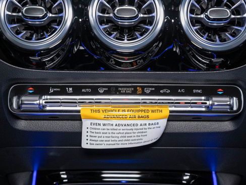 Certified 2025 Mercedes-Benz GLA 35 AMG 4MATIC image 21