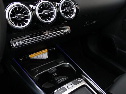 New 2024 Mercedes-Benz GLA 250 4MATIC image 17