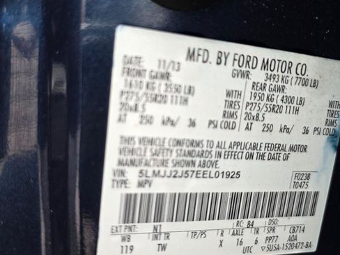 Used 2014 Lincoln Navigator 4WD image 36