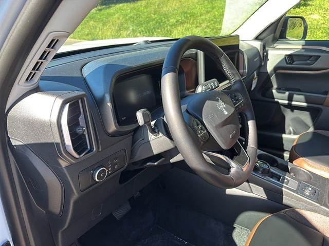 New 2026 Ford Bronco Sport Outer Banks AWD/4WD image 12