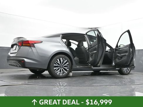 Used 2023 Nissan Altima 2.5 SV image 73