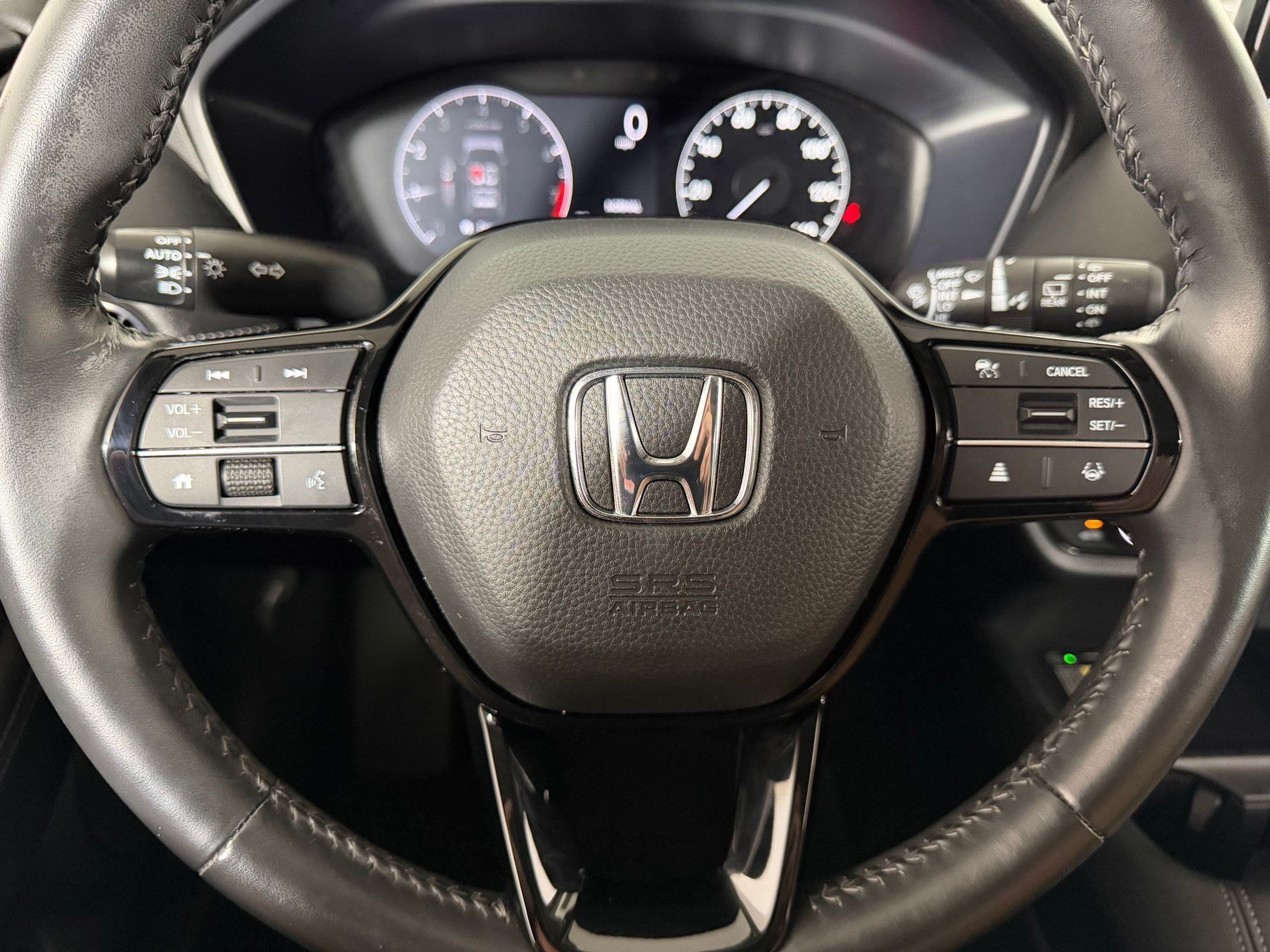 Used 2023 Honda HR-V EX-L image 10