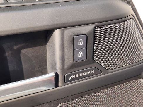 Certified 2025 Land Rover Defender 110 S image 24