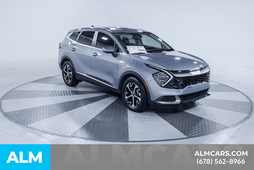 Used 2025 Kia Sportage EX FWD image 13
