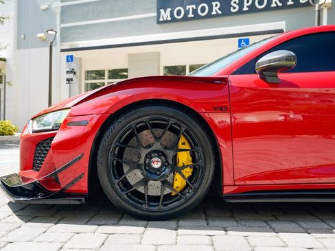 Used 2017 Audi R8 V10 plus w/ 20" Wheel Package AWD/4WD image 14