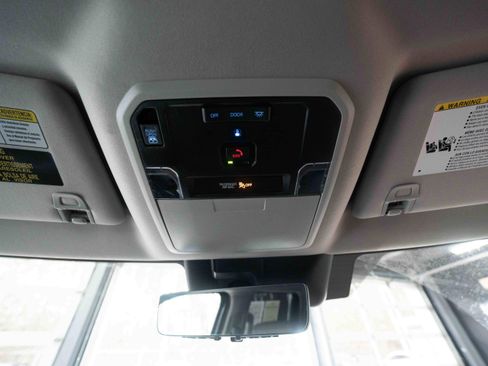 Used 2023 Toyota Tundra Limited image 18