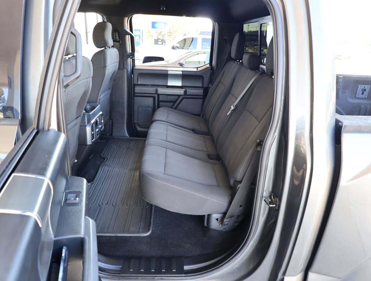 Used 2017 Ford F150 XLT w/ Equipment Group 302A Luxury AWD/4WD image 21