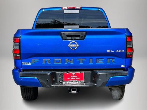 Used 2024 Nissan Frontier SL w/ Technology Package image 6