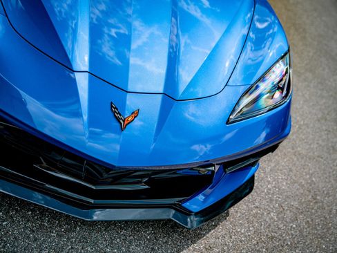 Used 2021 Chevrolet Corvette Stingray Premium Conv w/ Z51 Performance Package image 5