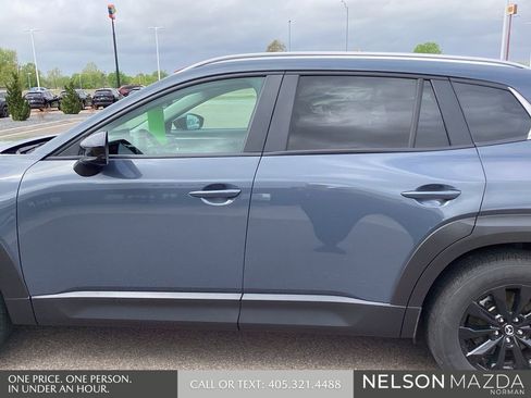Used 2025 MAZDA CX-50 AWD 2.5 S w/ Premium Package image 9