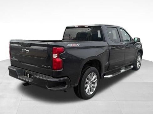 Used 2022 Chevrolet Silverado 1500 Custom image 7