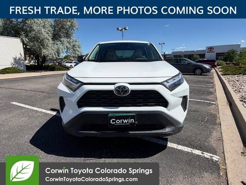 Used 2023 Toyota RAV4 LE AWD/4WD image 2