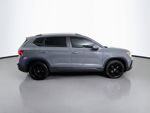 Used 2023 Volkswagen Taos SEL AWD/4WD image 11