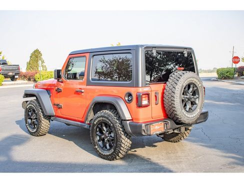 Used 2022 Jeep Wrangler Sport AWD/4WD image 6