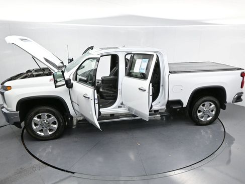 Used 2020 Chevrolet Silverado 3500 LTZ w/ Technology Package image 43