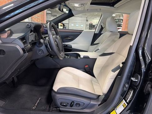 Used 2023 Lexus ES 350 w/ Premium Package image 12