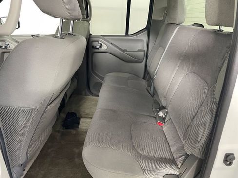 Used 2012 Nissan Frontier SV RWD image 15