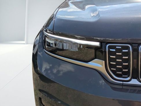 New 2025 Jeep Grand Cherokee L Summit image 8