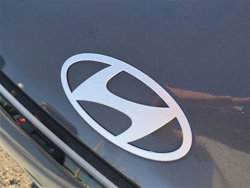 New 2026 Hyundai Kona SEL Premium image 13