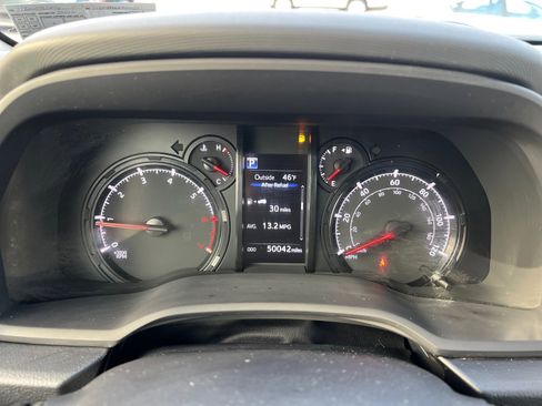 Used 2021 Toyota 4Runner SR5 Premium w/ Moonroof Package image 12