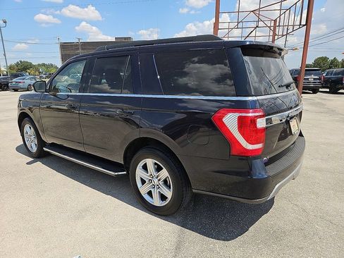 Used 2021 Ford Expedition XLT RWD image 4