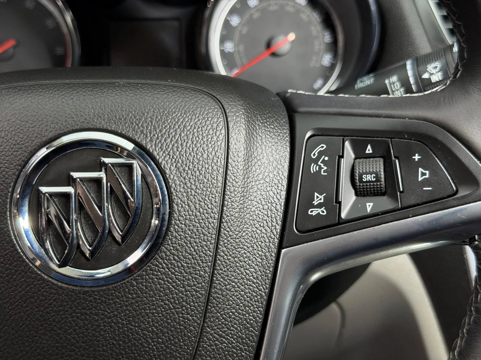 Used 2014 Buick Encore Premium FWD image 31