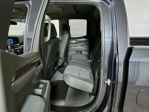 Used 2025 GMC Sierra 1500 Elevation RWD image 22