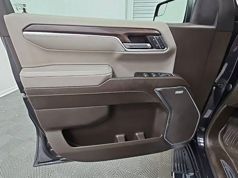 Used 2023 GMC Sierra 1500 SLT w/ SLT Premium Package image 32