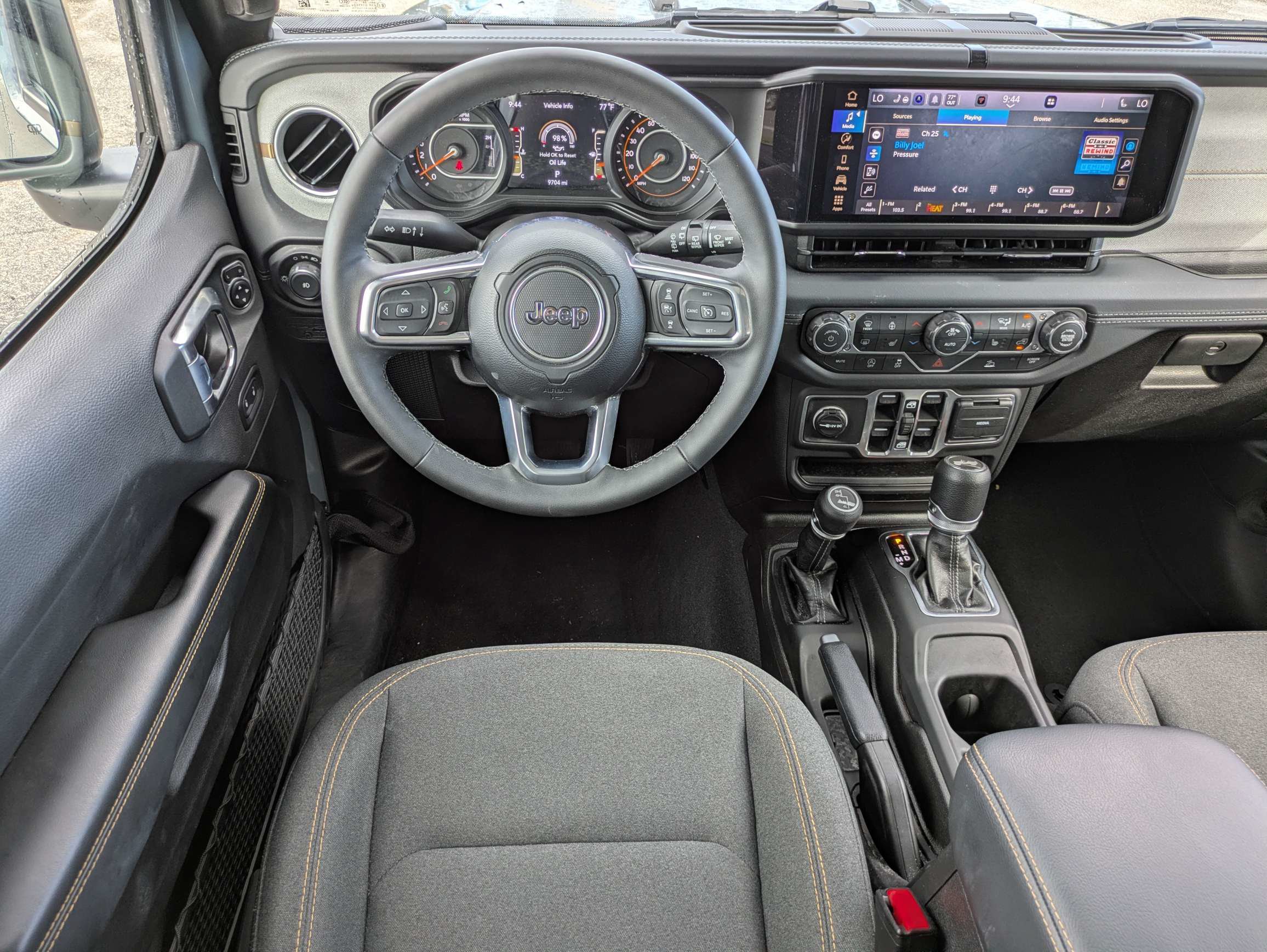 Used 2026 Jeep Wrangler Unlimited Sahara AWD/4WD image 16