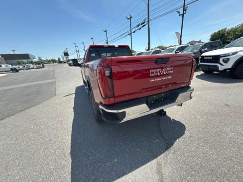 New 2026 GMC Sierra 2500 SLT w/ SLT Premium Package AWD/4WD image 12