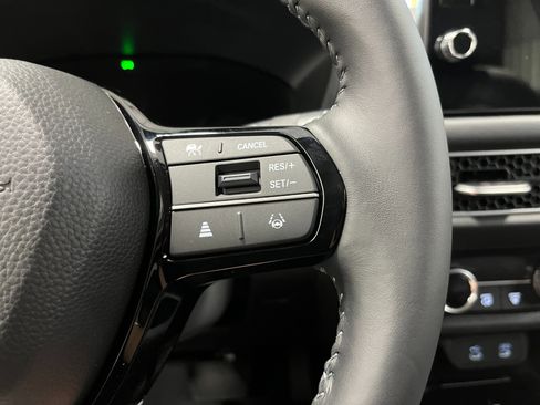 New 2026 Honda HR-V EX-L image 11