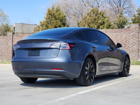 Used 2023 Tesla Model 3 Standard Range image 6