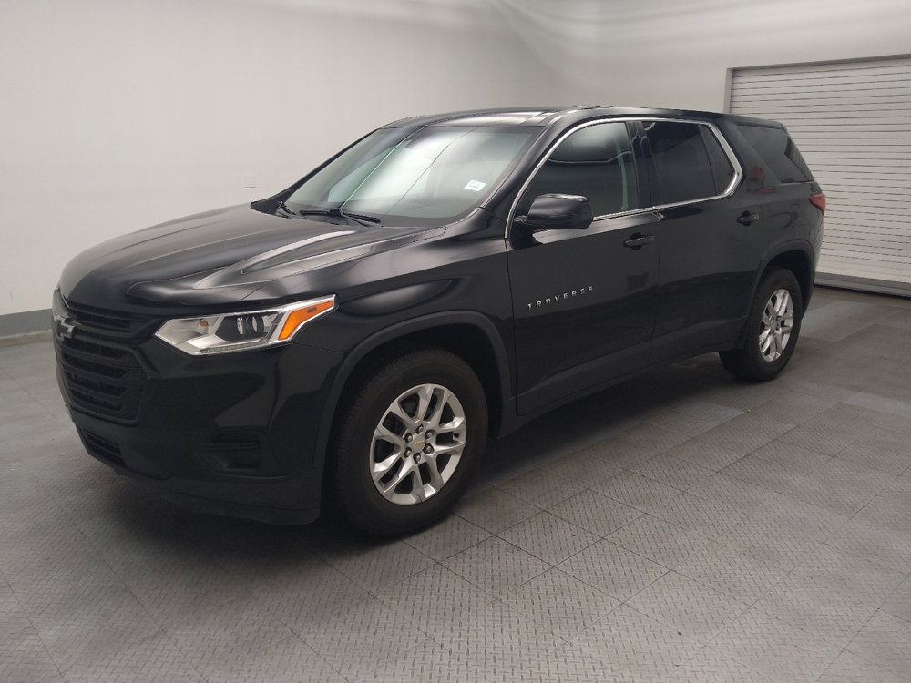 Used 2019 Chevrolet Traverse LS w/ LPO, Black Accent Package FWD image 2