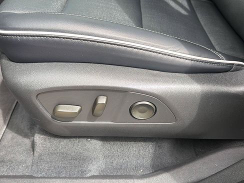 Used 2026 Buick Enclave Preferred AWD/4WD image 24