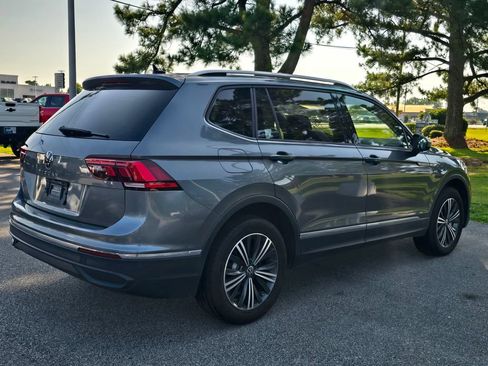 Used 2024 Volkswagen Tiguan Wolfsburg Edition FWD image 3