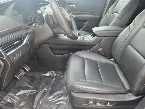 Used 2023 Cadillac XT4 Sport w/ LPO, Onyx Lite Package image 13